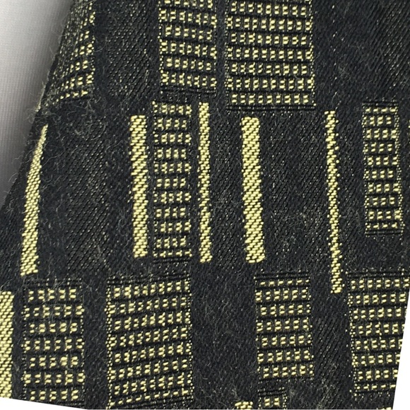 Lindi Black and Gold Yellow Pleated Geometric Peplum Jacket Coat size Small - Picture 14 of 16